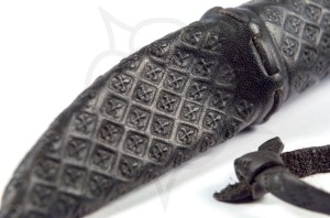 Griffplättchenmesser - Detail Stempelarbeiten